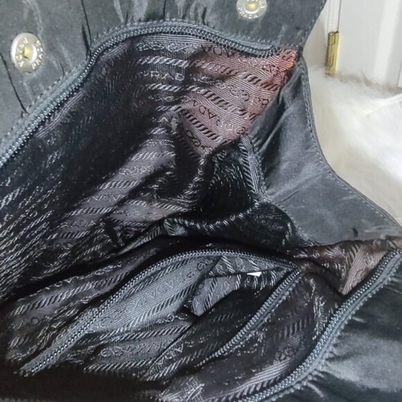 Prada nylon & leather zip top tote EUC - Picture 7 of 7
